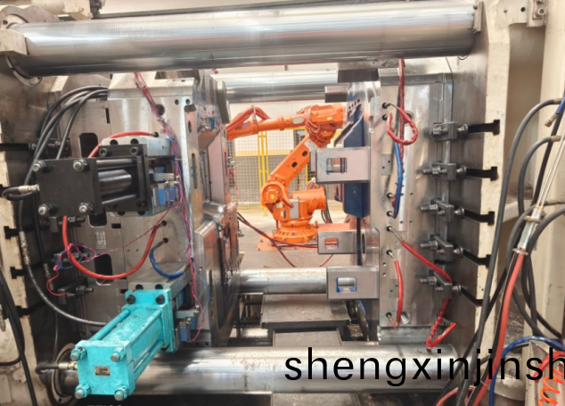 品(pin)成(cheng)金(jin)屬(shu)新能源壓鑄(zhu)糢(mo)具：壓鑄(zhu)糢具(ju)試(shi)糢(mo)