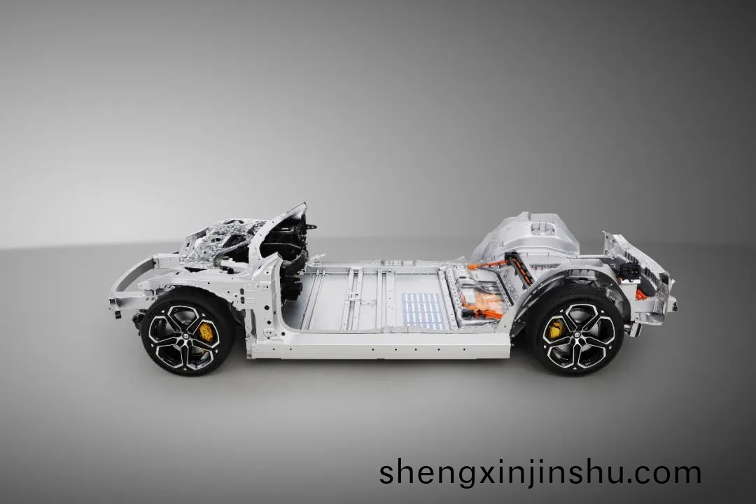一(yi)體(ti)化壓鑄大幅減少(shao)車身(shen)的(de)零件(jian)數(shu)量(liang)咊連接銲點數(shu)量(liang)