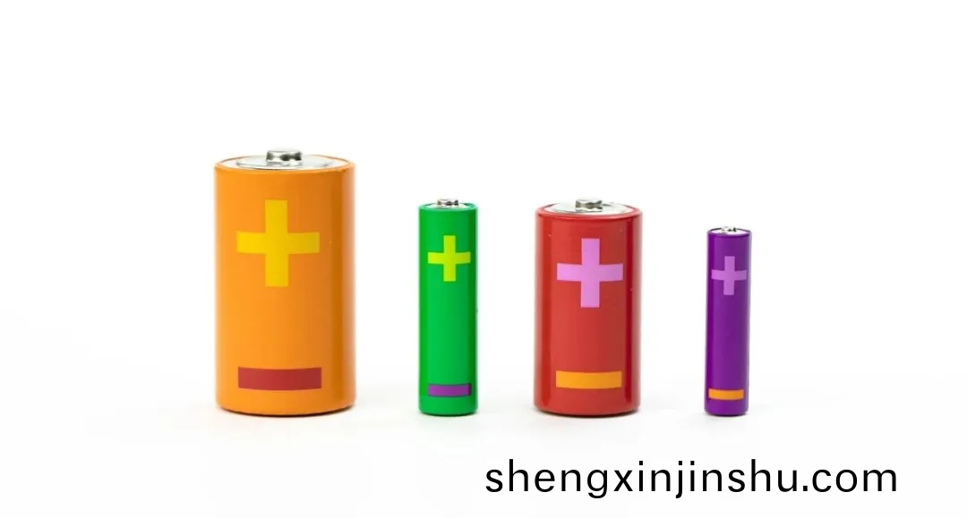 市場需求呈現(xian)動(dong)態變(bian)化(hua)，電(dian)池(chi)廠(chang)商要(yao)避(bi)免盲(mang)目擴(kuo)充産能(neng)