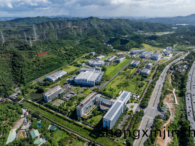 東(dong)莞(guan)構(gou)建“8+4”戰(zhan)新産業咊未(wei)來産業(ye)政筴體係(xi)